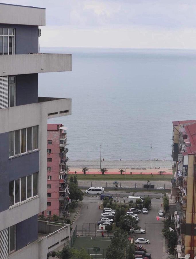 באטומי Orange Home Hotel מראה חיצוני תמונה