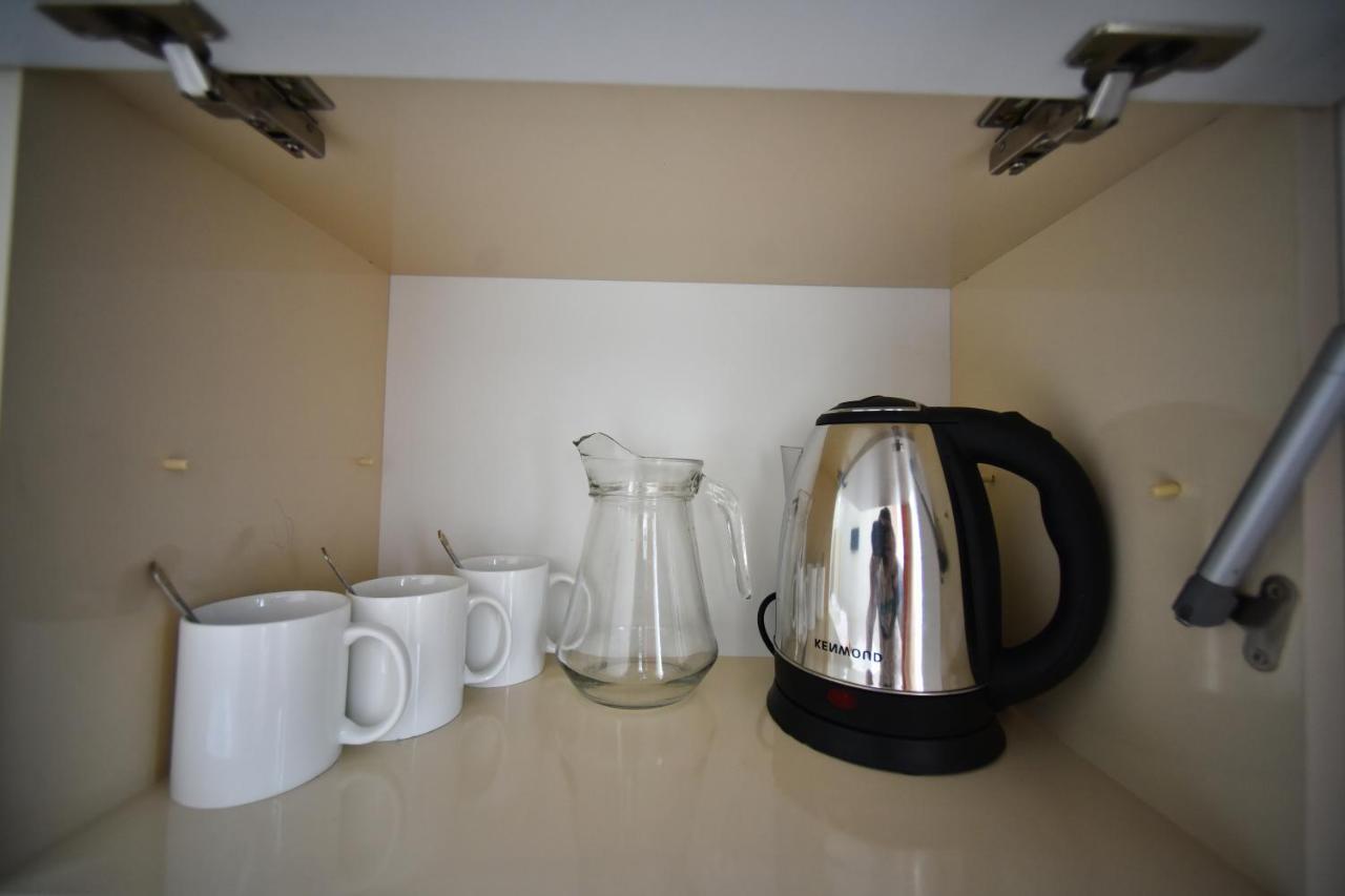 באטומי Orange Home Hotel מראה חיצוני תמונה